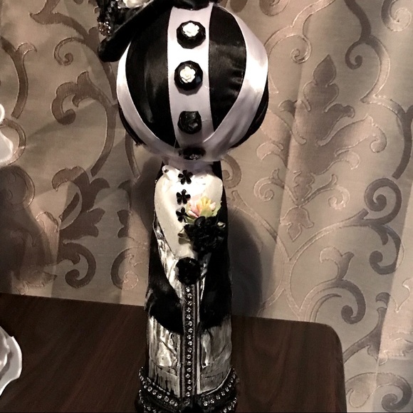 FUN HANDMADE BRIDE AN GROOM WEDDING PROPS - Picture 4 of 8